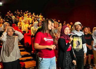 Meriahkan Momen Akhir Lebaran, Komang Rayakan Takdir Perbedaan di Jogja