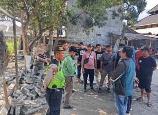 Tembok SDN Minomartani 2 Roboh, 10 Warga Luka Saat Istirahat Usai Jalan Sehat